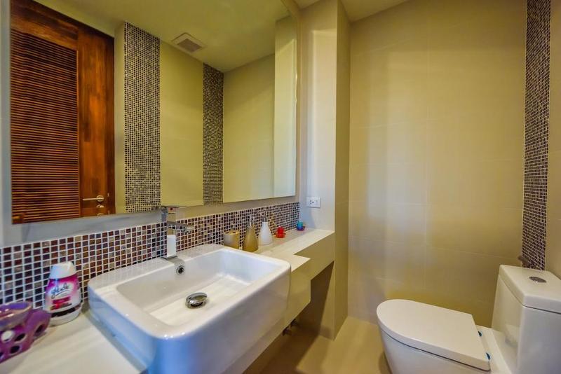At The Tree Condominium Phuket Екстериор снимка